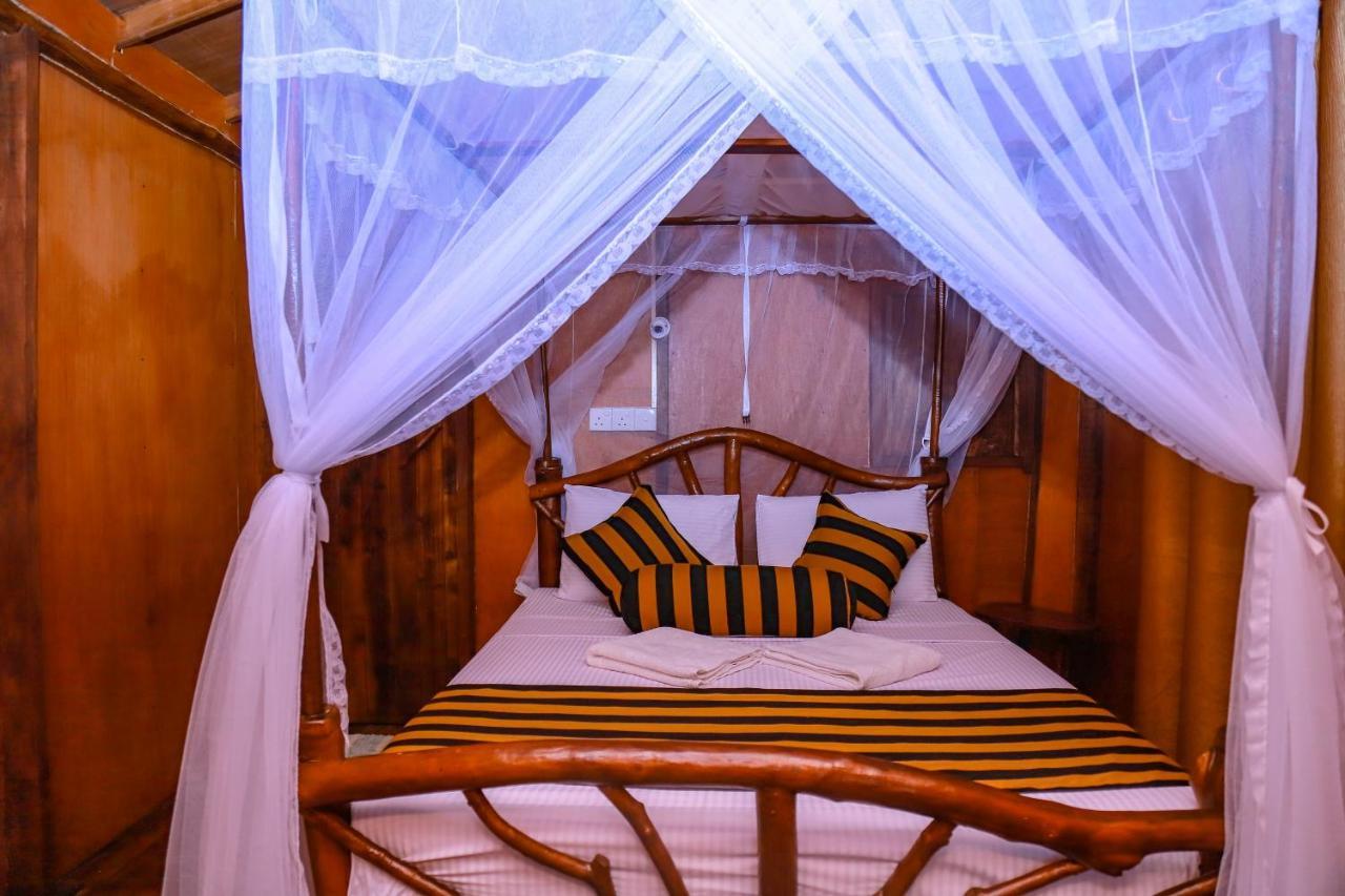 ホテル Sigiriya Rock Gate Tree House エクステリア 写真