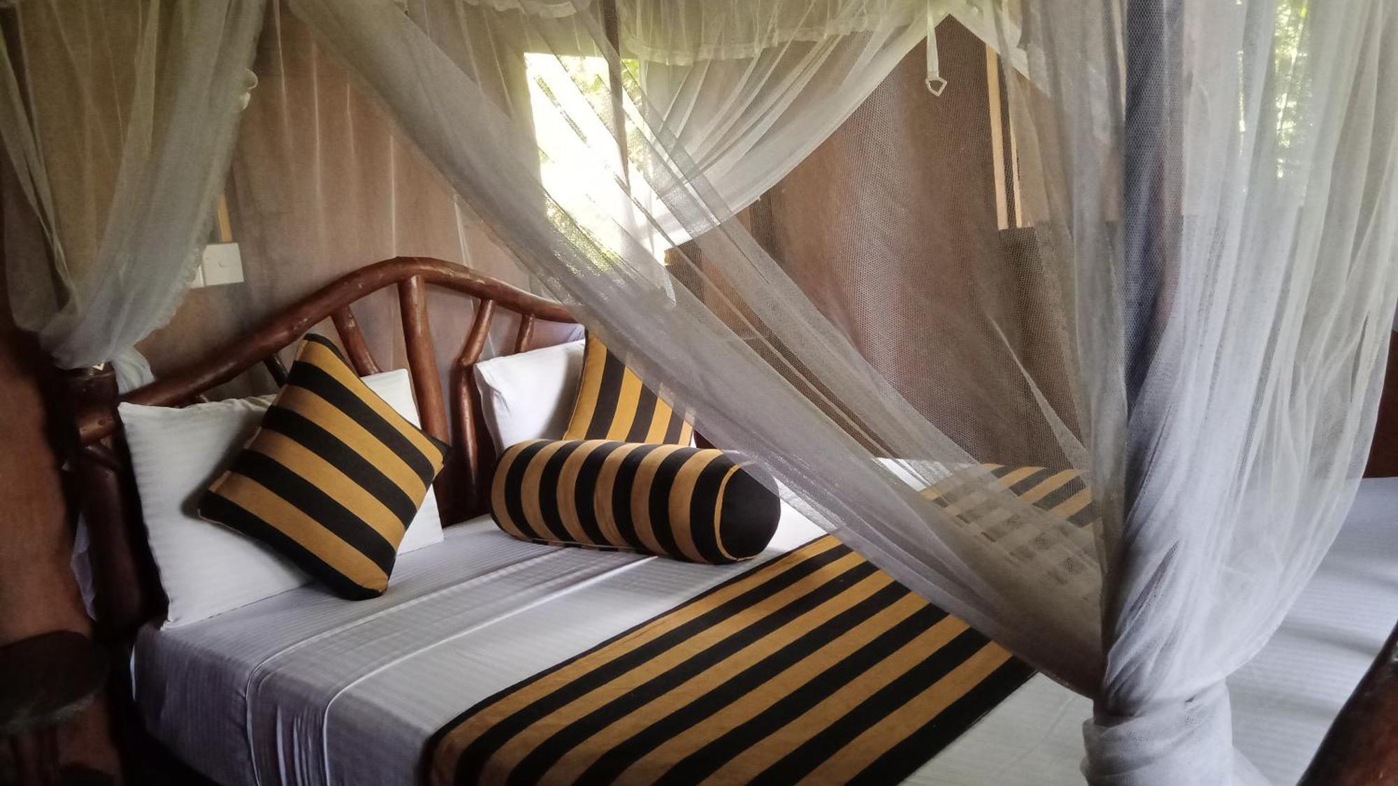 ホテル Sigiriya Rock Gate Tree House エクステリア 写真