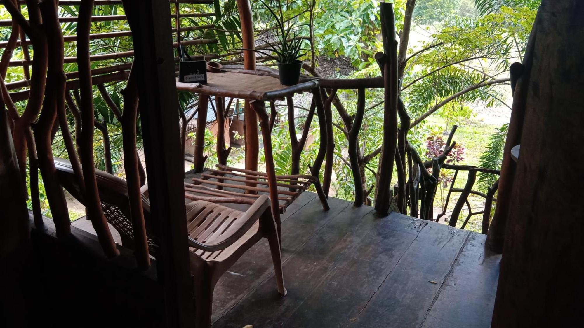 ホテル Sigiriya Rock Gate Tree House エクステリア 写真